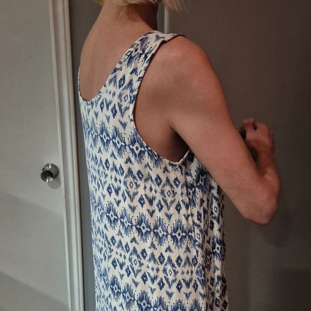 Sundress - Picture 2 of 3